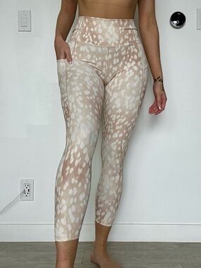 Fabletics Beige Spot-Print High-Waist Leggings with Side Pocket